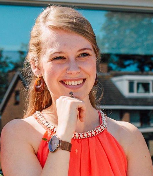 Amy de Jong 